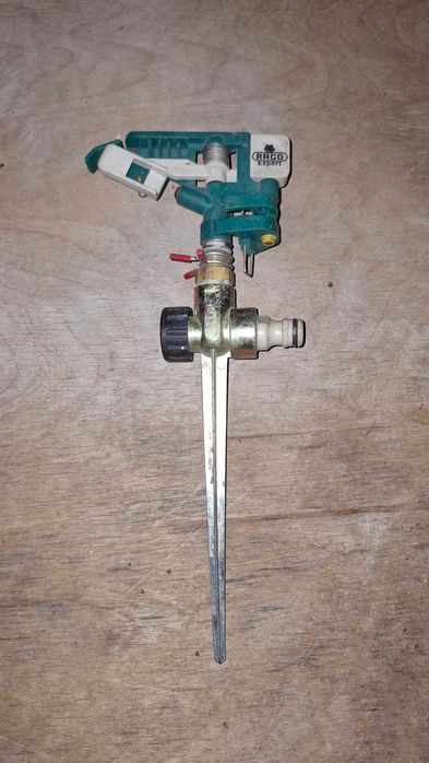 Zraszacz nastawny do podlewania, ROD podlewaczka ogrodowa