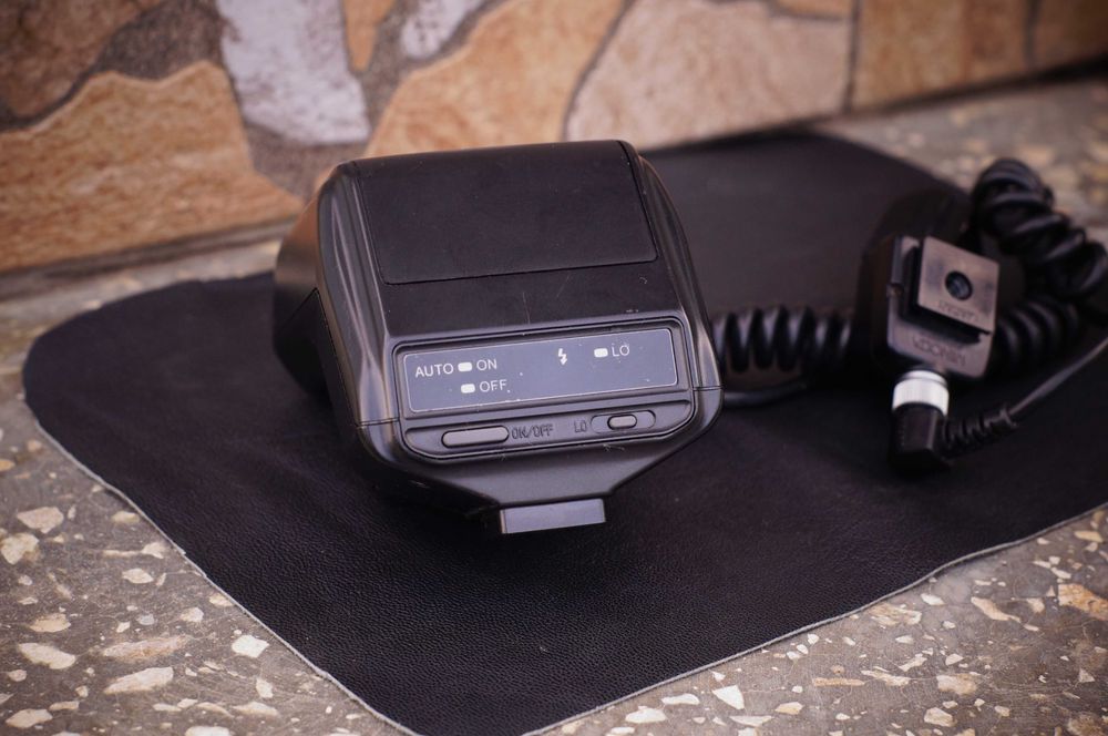 SIGMA   EF-500 DG SUPER (Japan) на SONY a- Minolta