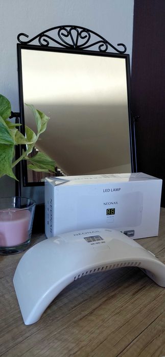 Lampa ledowa NeoNail 12W/36 + mini frezarka Bloom Nails