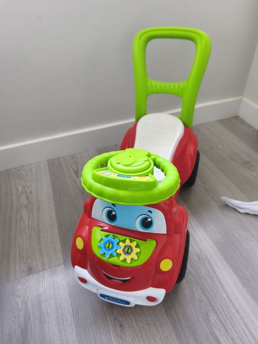 Andador  CLEMENTONI 3 em 1
Andador CLEMENTONI Baby Ride-On Car 3 em 1