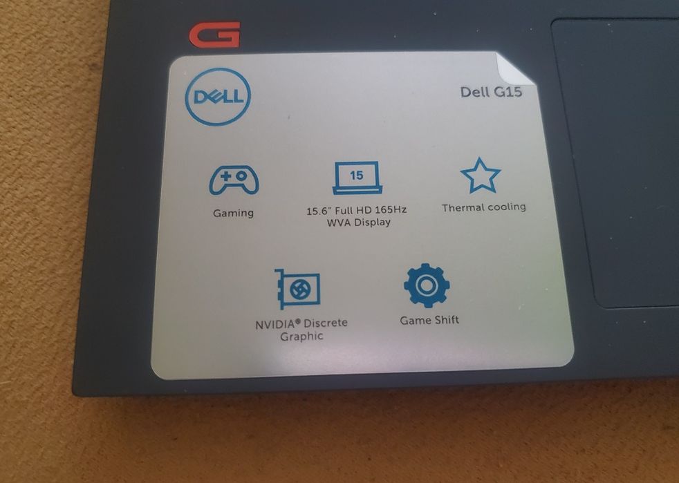 Laptop gamingowy Dell G15