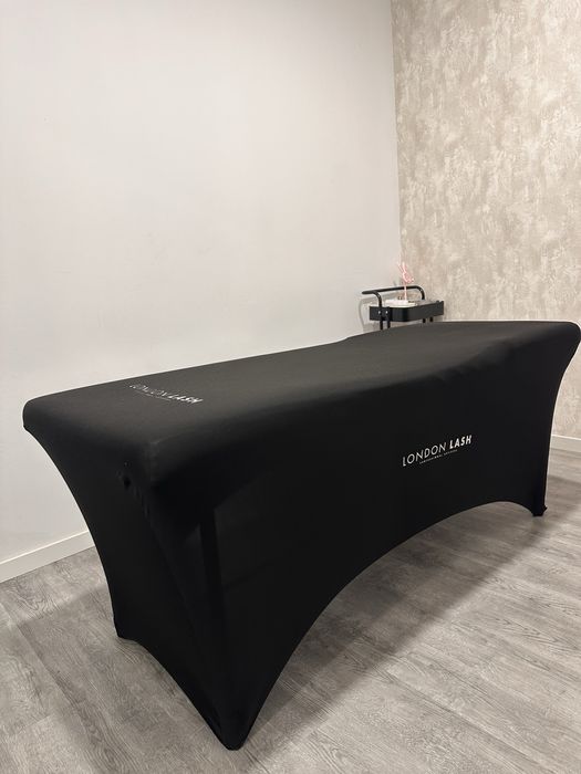 Capa de marquesa London Lashes