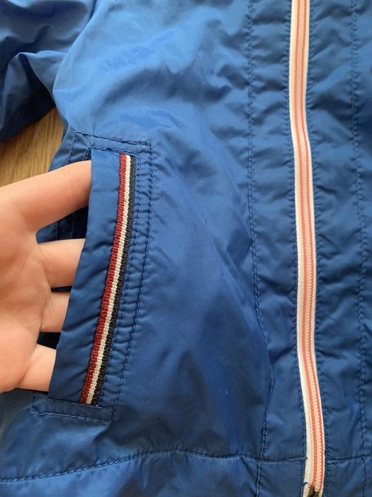 Детская куртка - ветровка Benetton.