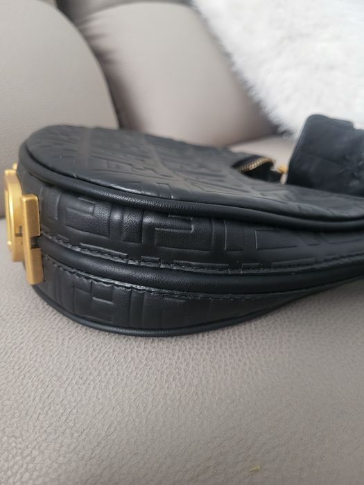 Fendi piekna torebka czarna jak nowa