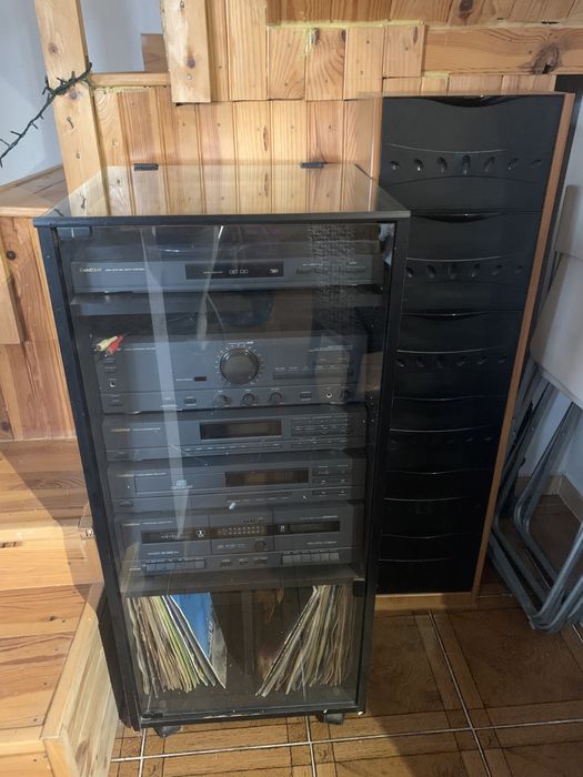 Aparelhagem com gira-discos Goldstar *como nova*