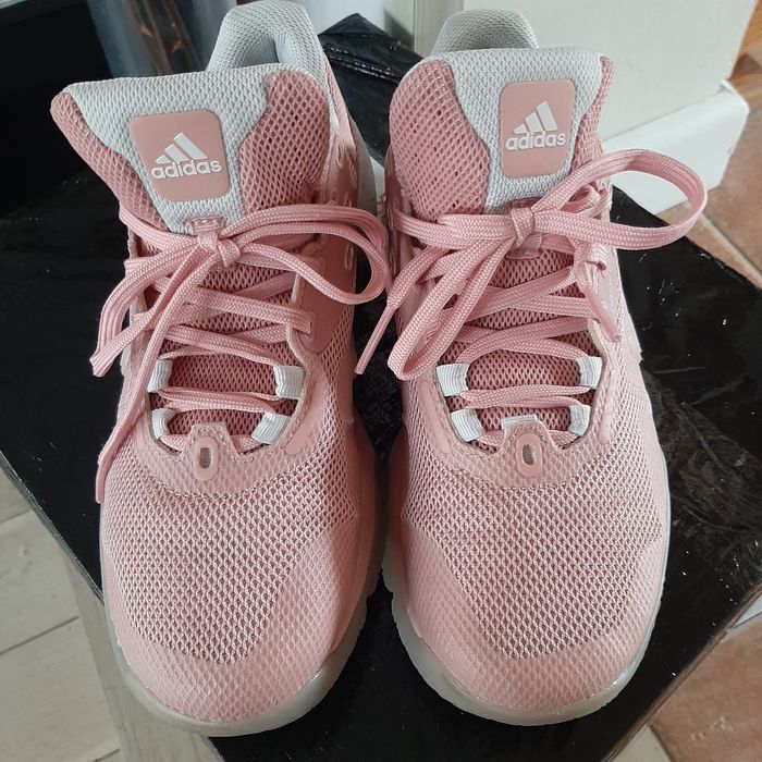 Buty oryginalne sportowe adidas HWI 28Y001  37.5