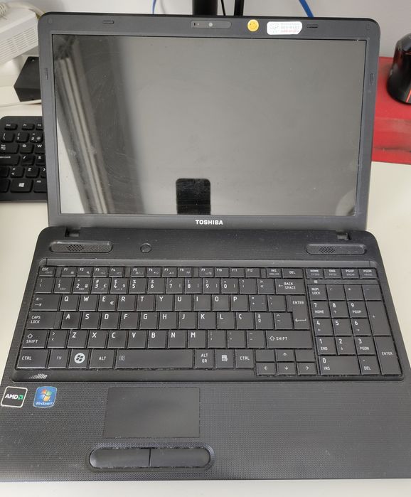 Portátil Toshiba Satellite C650D para peças