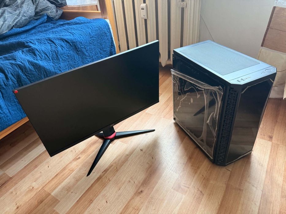 Komputer gemingowy plus monitor