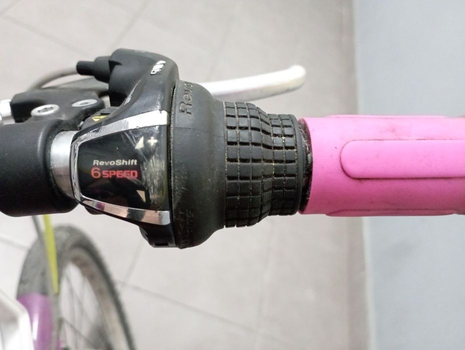 Bicicleta menina dos 6 aos 9anos