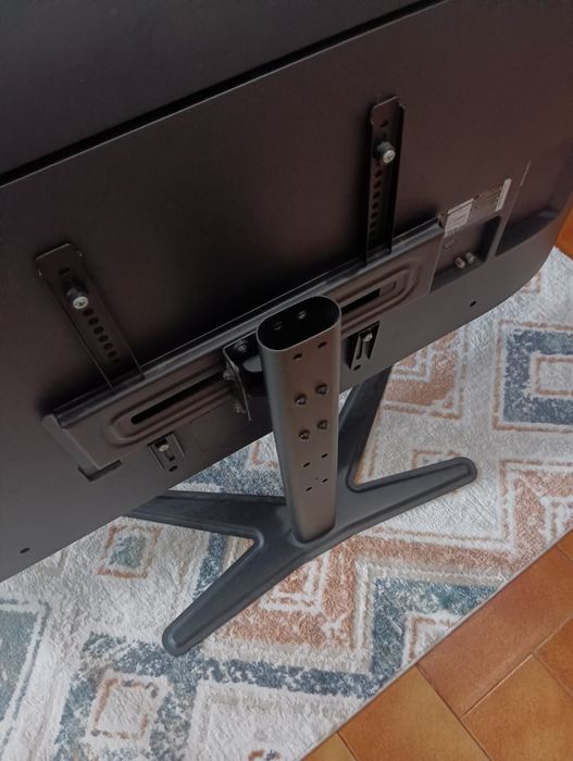 Suporte para tv usado