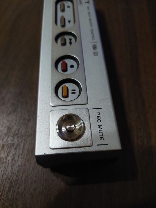 Pilot Przewodowy Sony RM 30
