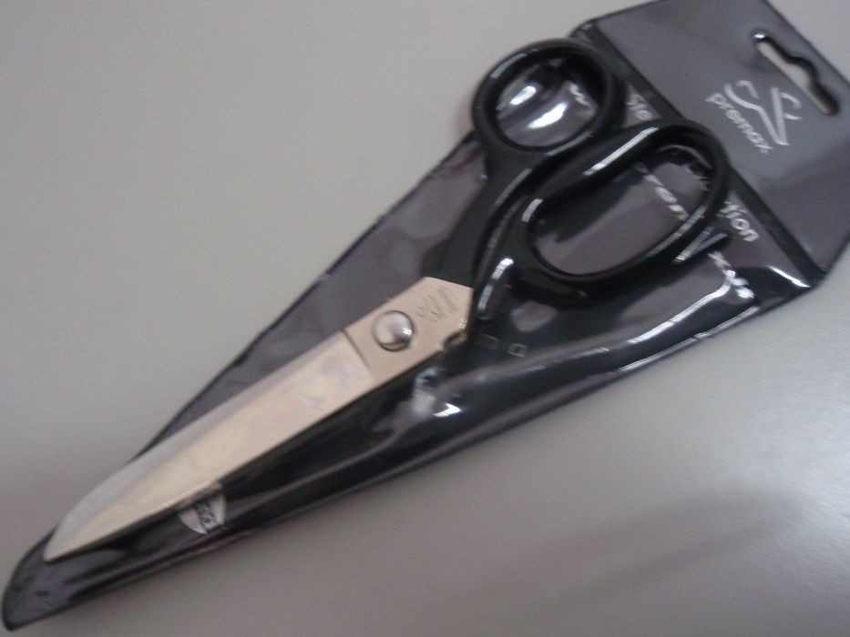 Tesoura de alfaiate em aço - PREMAX - 20cm - NOVA