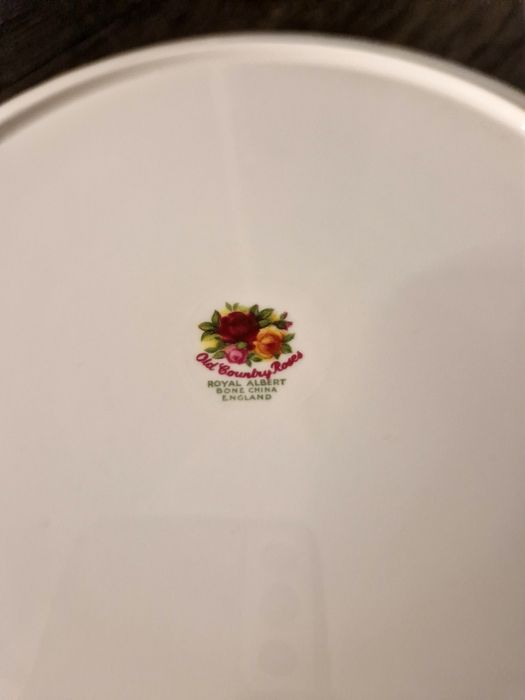 Royal Albert Old Country Roses patera