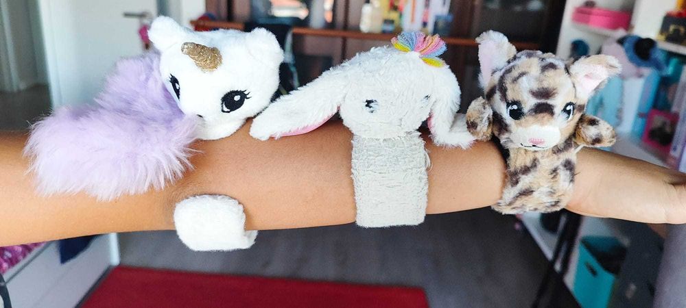Pulseiras de pelucia (Snap Bracelet)