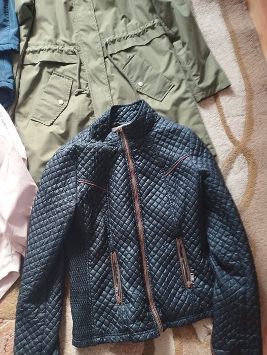 Zestaw damski (parki,kurtki)