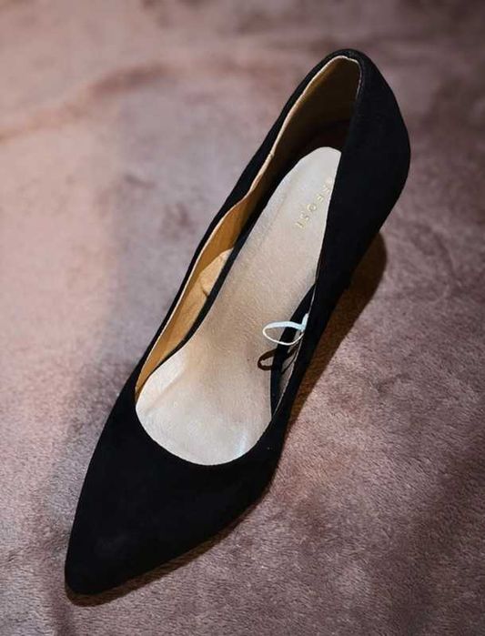 Sapatos de salto alto