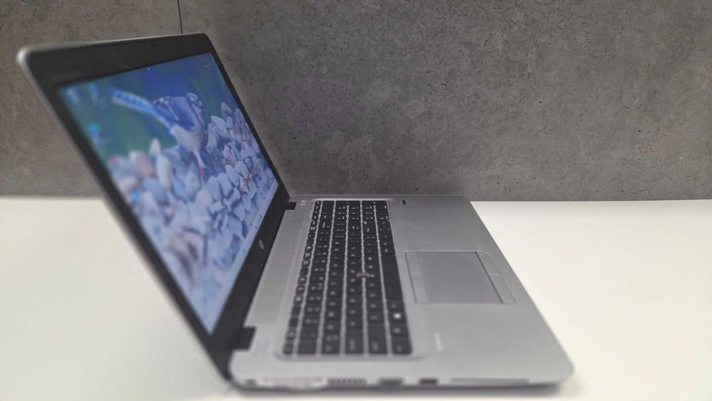 Cienki HP EliteBook 850 i5 6300U 8GB dysk 256SSD Laptop G3 Windows 11