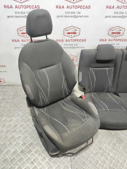 Conjunto Bancos Tecido Peugeot 208 MK1 Pré Facelift 2012 a 2015 Original