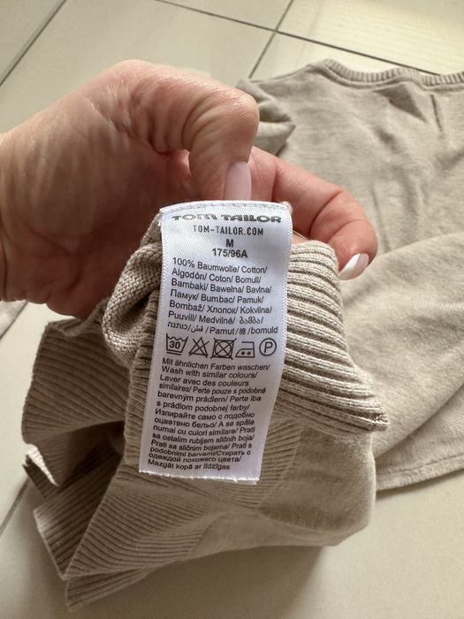 Sweter w serek Tom Tailor beżowy rozmiar M