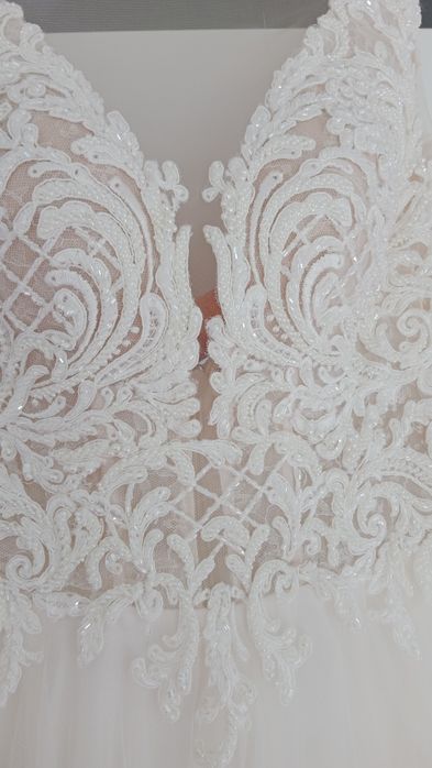 Suknia ślubna ivory