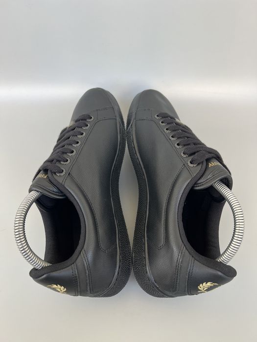 Оригінальні Кросівки Fred Perry Шкіра  Стан Нових 43р.28см.