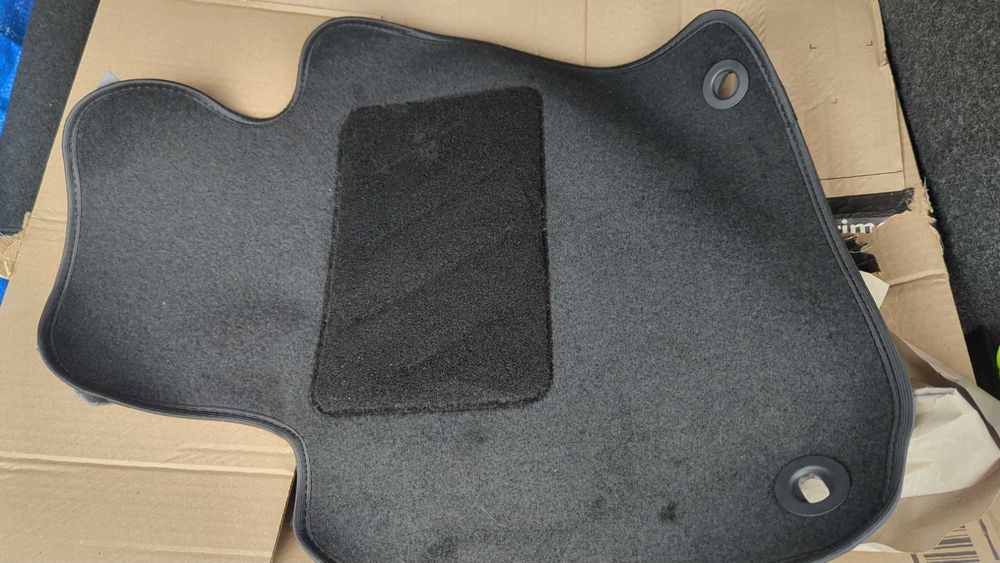 Tapetes de carro novos VW/Seat/Audi