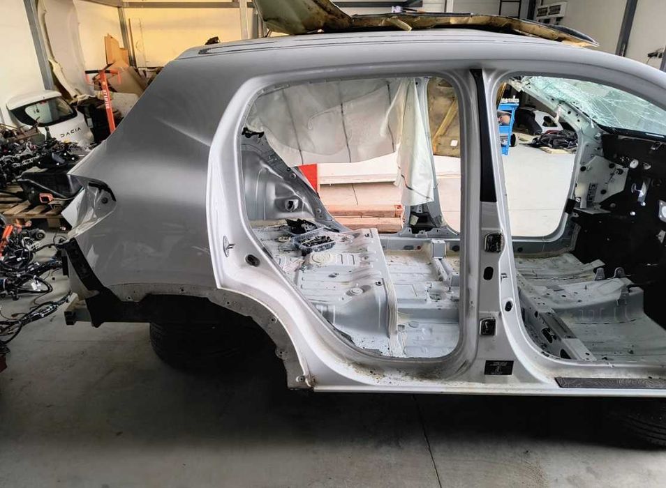 Двері Dacia Spring Дача Спринг Спрінг Розборка Четверть Дверь Запчасти