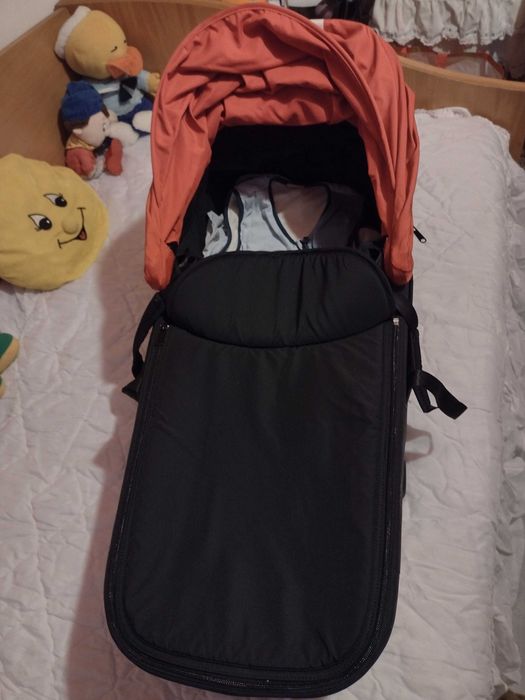 Alcofa de bebê da marca mini