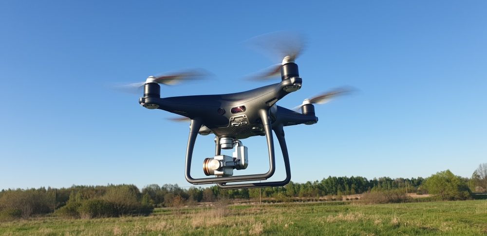 Dji phantom 4 Pro obisdian + 3 baterii+tablet