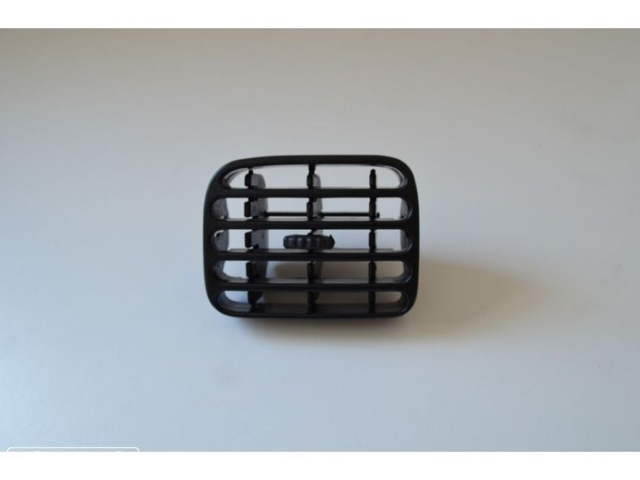 Grelha difusor ventilacao sofagem drt /esq renault clio 2 (nova)