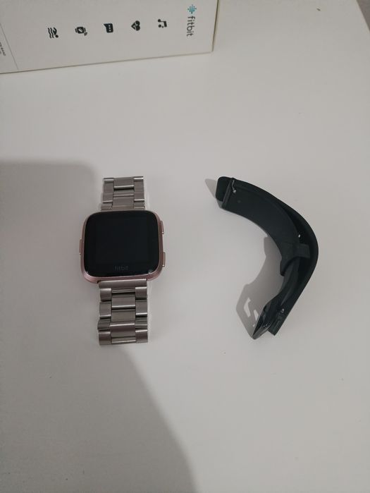 Fitbit Versa - Special Edition