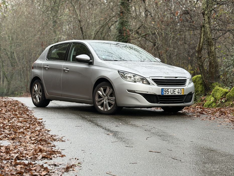 Peugeot 308 1.6 HDi Ac/ retoma Moto