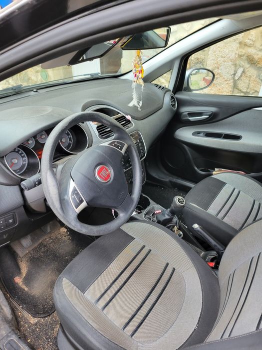 Carro Fiat punto