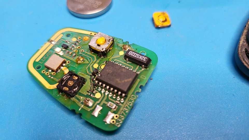 LAND ROVER FREELANDER - REPARAÇÃO DE CHAVE ORIGINAL - REZREMAPS