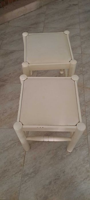 Conjunto de 2 bancos de quarto