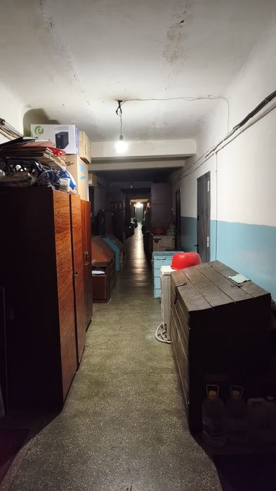 Продам кімнату в гуртожитку, центр міста, власник