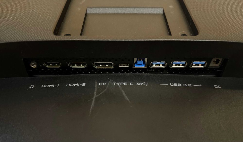 4К/144Hz/32" монітор GIGABYTE M32UC