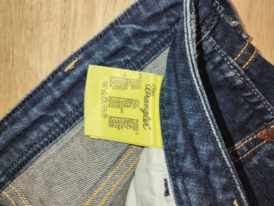 Okazja!!! Spodnie  damskie jeans Wrangler