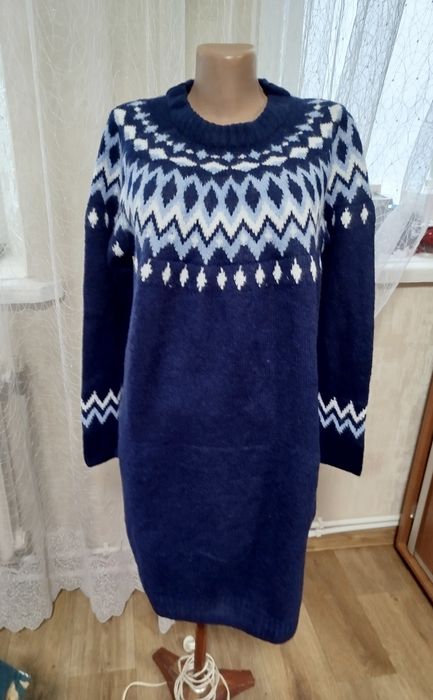 Жіночі теплі тунікі , светри