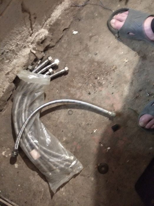 Шланги водопроводные. Новые  50 см.