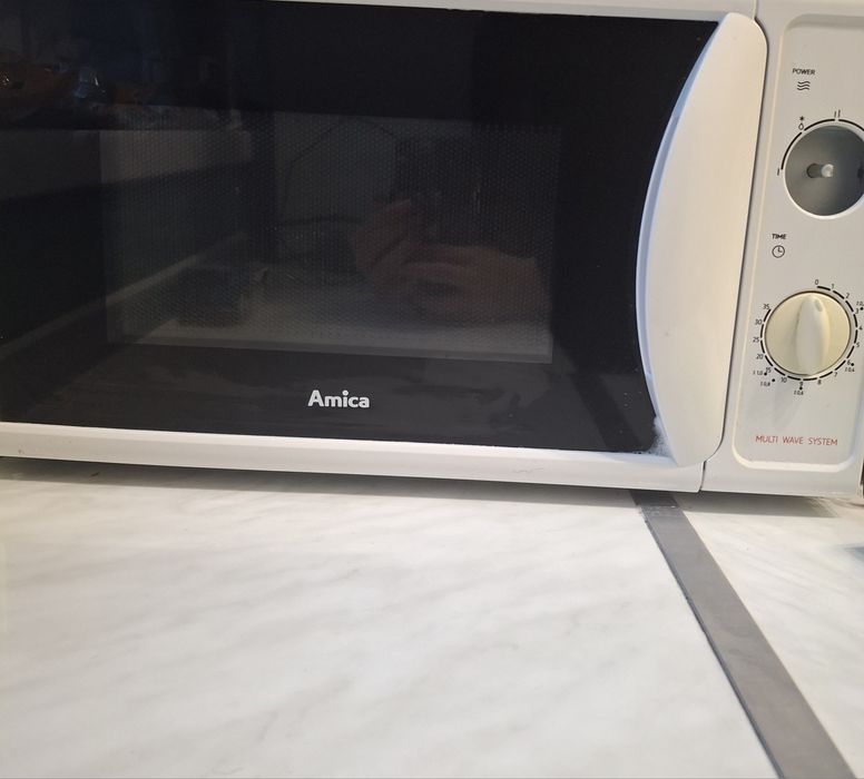 Mikrofala Amica...