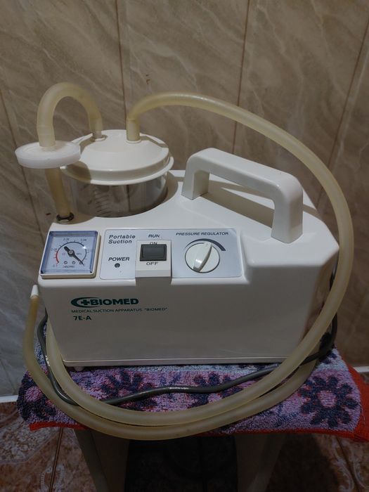 Продається медичний відмоктувач "БІОМЕД  модель 7Е-А Б/У
