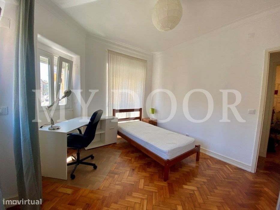 Arrenda-se Quarto - Moscavide - junto à Universidade Europeia