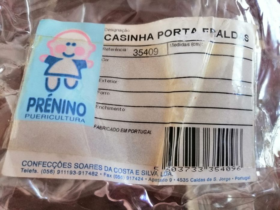 Casinha para guardar fraldas bebé