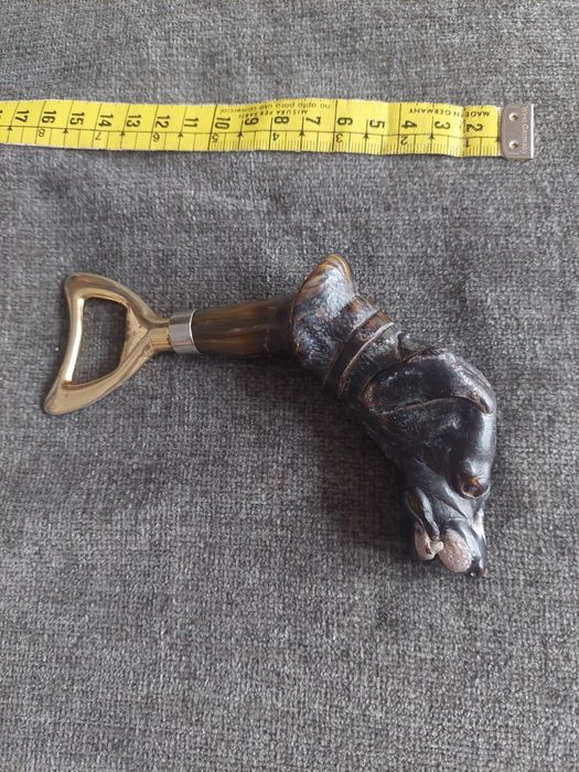 Abre-cápsulas vintage cão