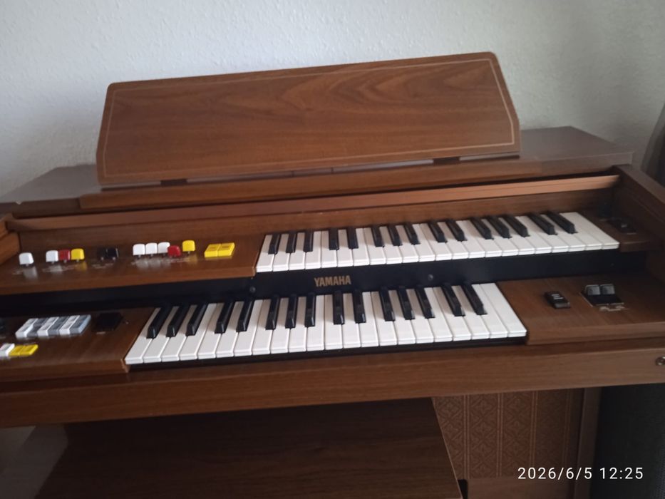 Orgão Yamaha Electone A-55