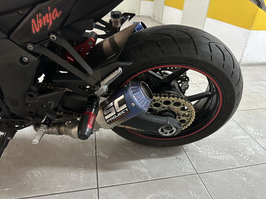Kawasaki Z1000SX (SC PROJECT) 2011 NAKED. Como Nova.