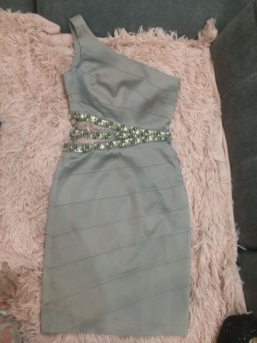 Sukienka na imprezę