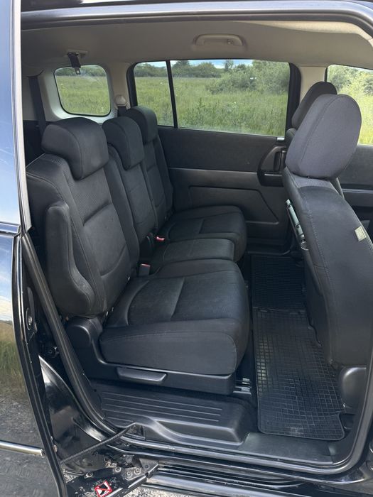 Продам авто mazda5