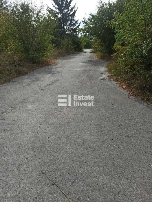 Продам приміщення у с. Новоселиця, Хмельницька обл.